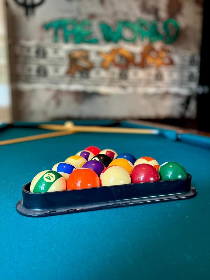 Capsule Casino - Jacuzzi - Billard - Netflix - Console & Jeux Apartment Mons Exterior foto