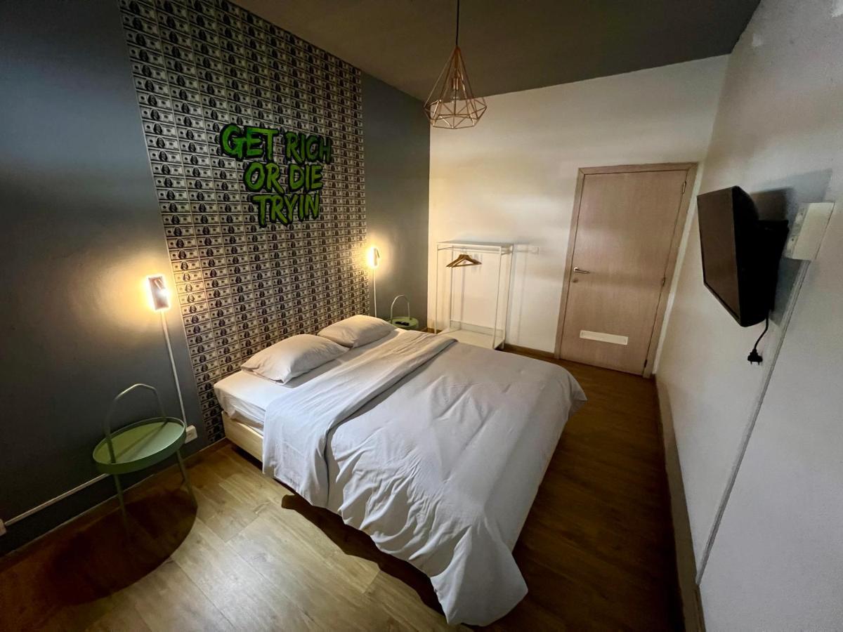 Capsule Casino - Jacuzzi - Billard - Netflix - Console & Jeux Apartment Mons Exterior foto
