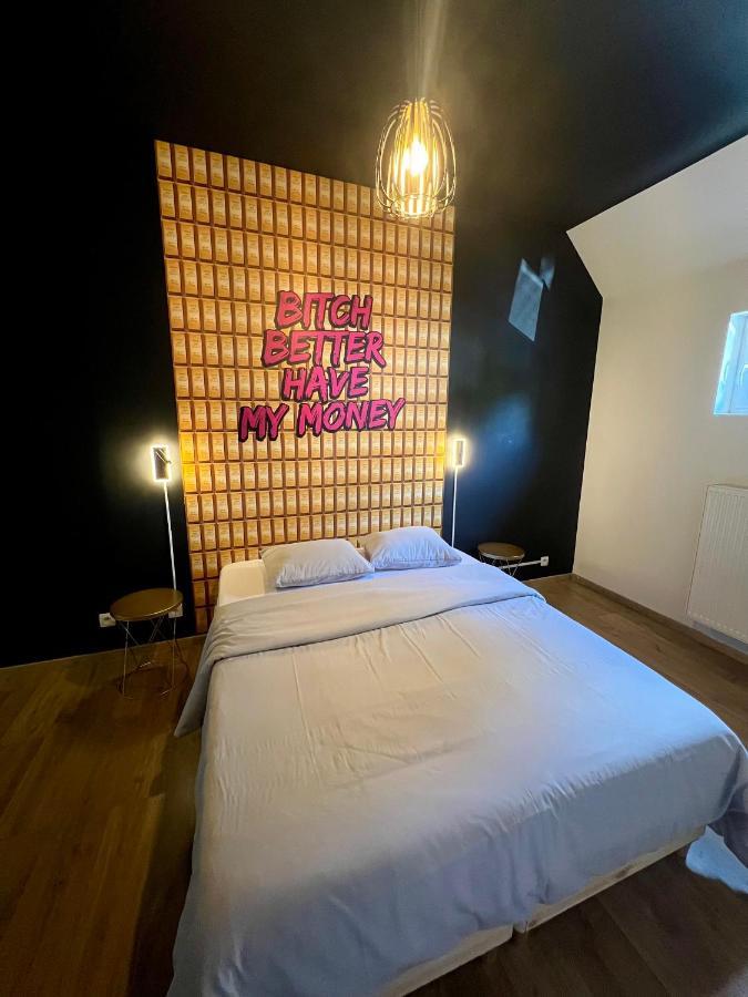 Capsule Casino - Jacuzzi - Billard - Netflix - Console & Jeux Apartment Mons Exterior foto