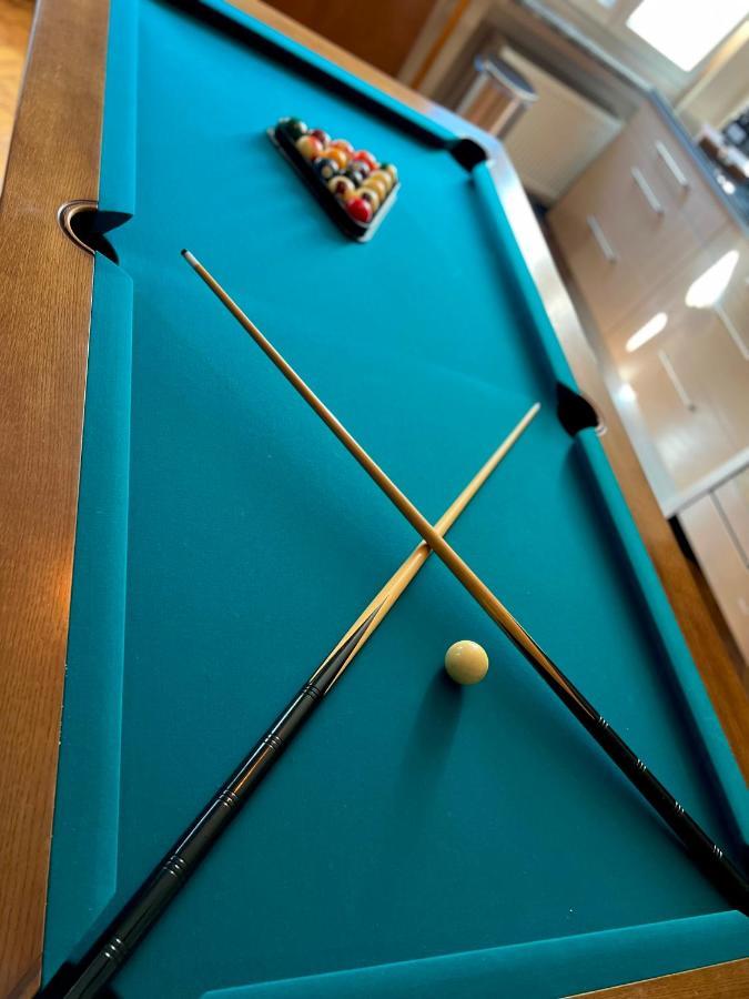 Capsule Casino - Jacuzzi - Billard - Netflix - Console & Jeux Apartment Mons Exterior foto