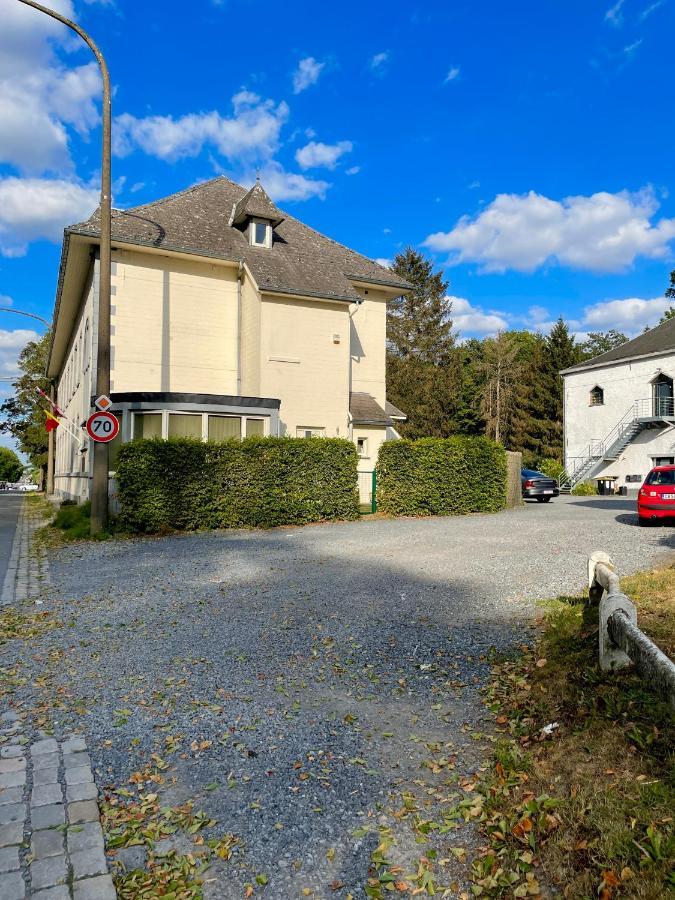 Capsule Casino - Jacuzzi - Billard - Netflix - Console & Jeux Apartment Mons Exterior foto